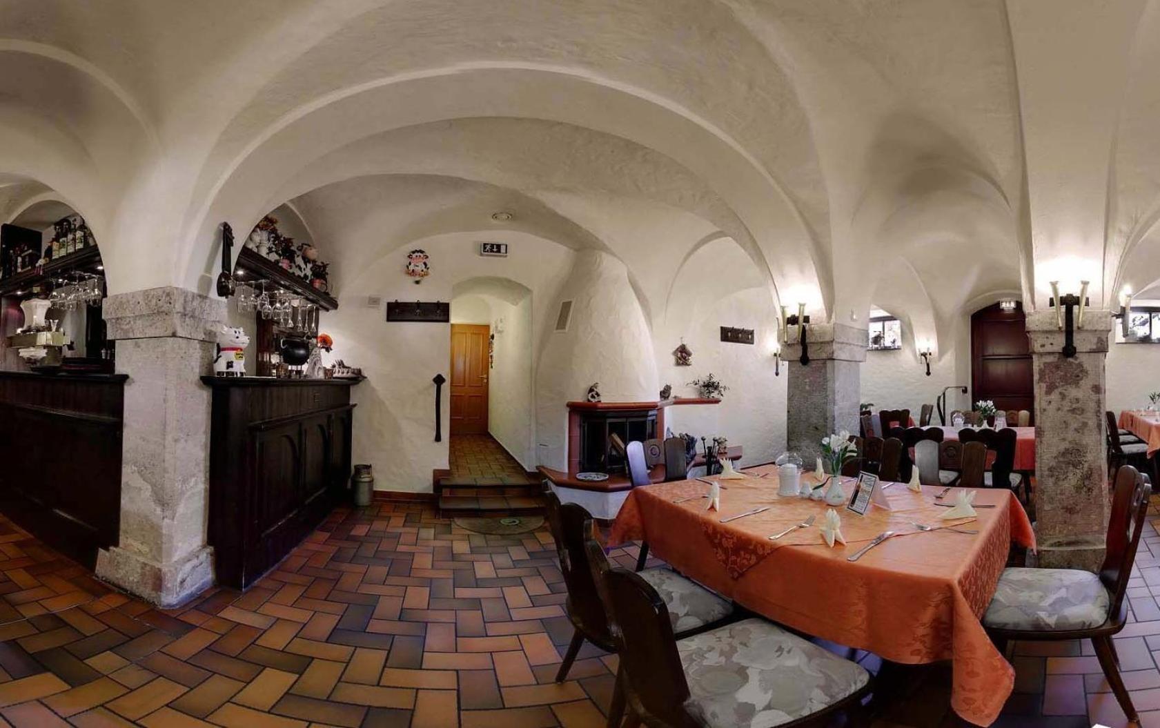 Hotel Folklorehof Chemnitz Extérieur photo